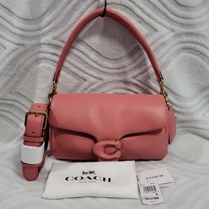 ❌SOLD❌ Coach Pillow Tabby 26 Taffy C0772